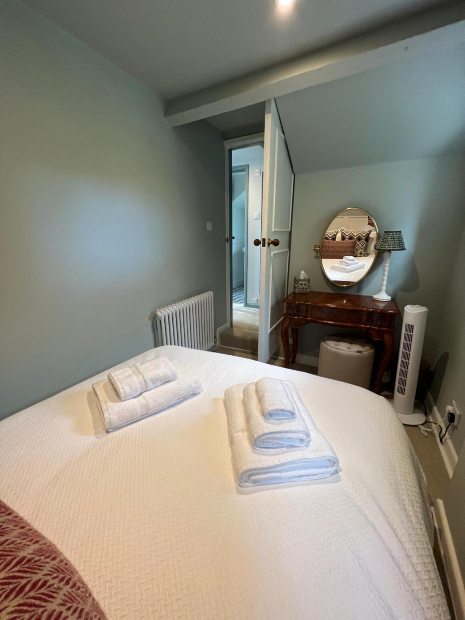 Luxury Cottage With Garden Bredon ภายนอก รูปภาพ